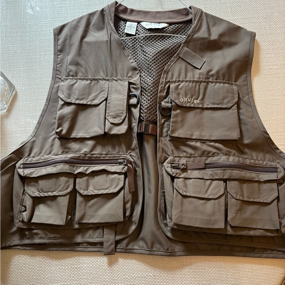 Orvis Men's Multi-Pocket Outdoor Vest - Brown
